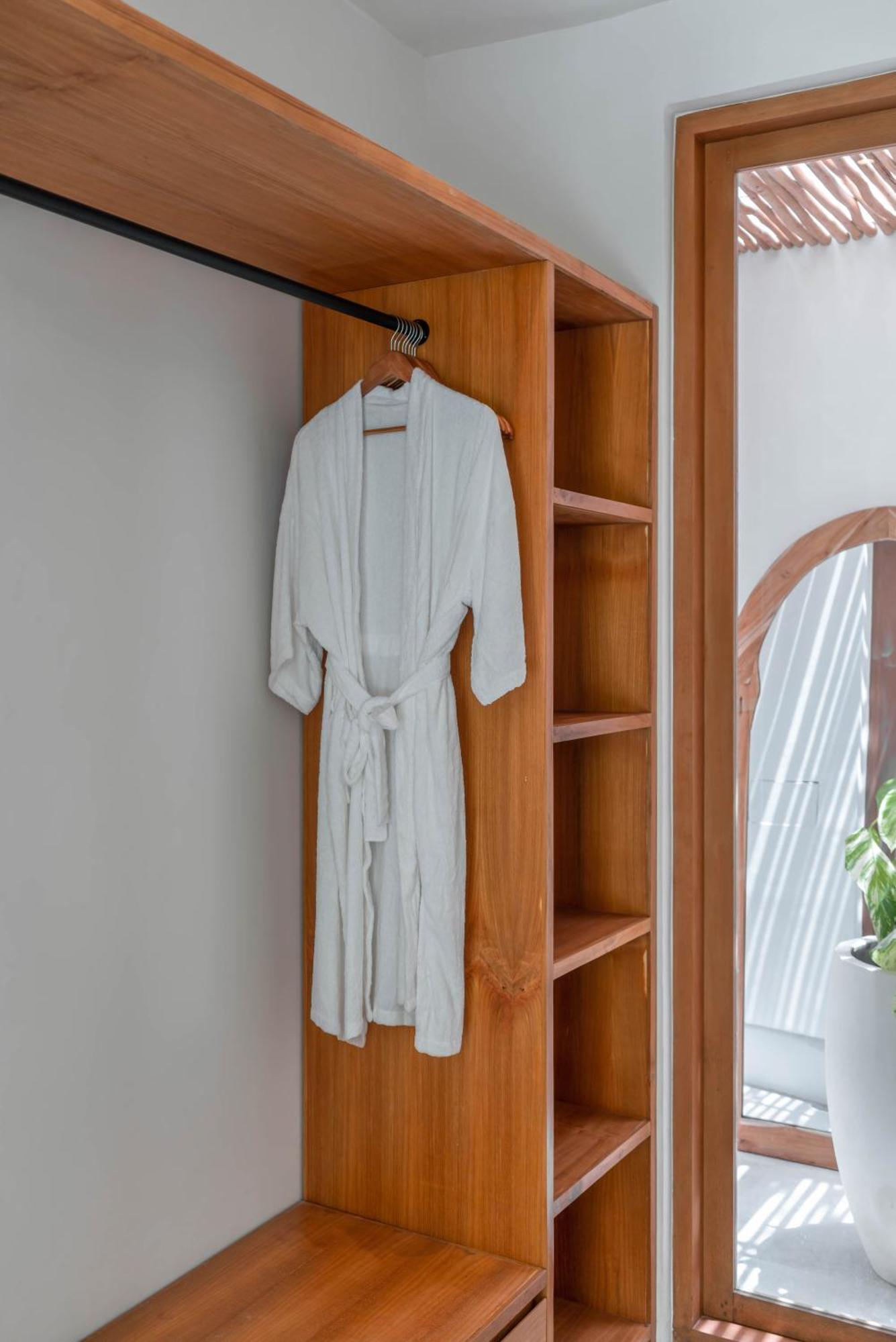 Villa Milana: 5Br Mediterrenean Villa In Canggu Ngoại thất bức ảnh
