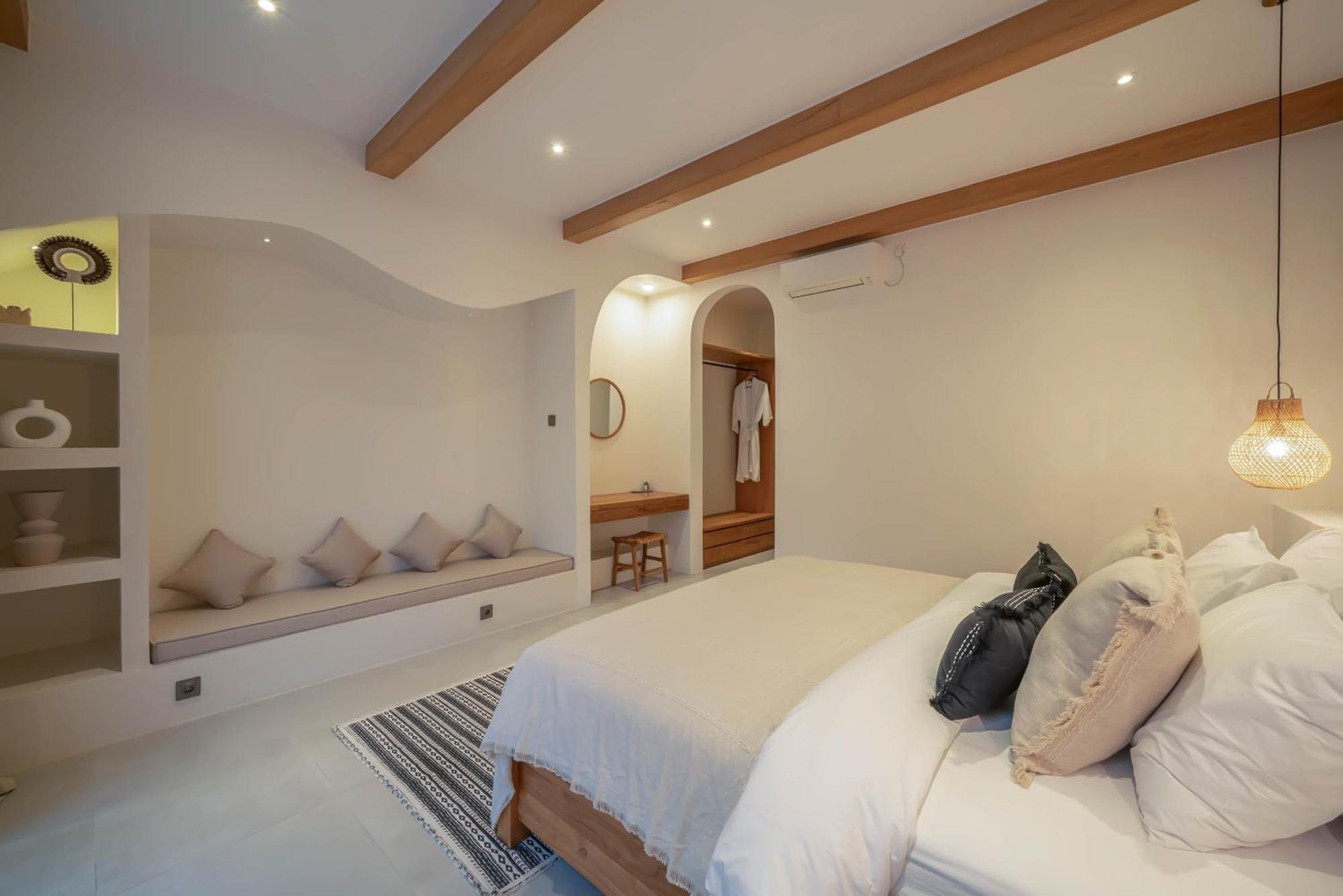 Villa Milana: 5Br Mediterrenean Villa In Canggu Ngoại thất bức ảnh